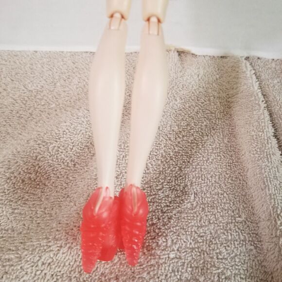 Ever After High First Chapter Apple White Doll Ballerina Outfit Shoes Lot of 2 - Picture 8 of 16